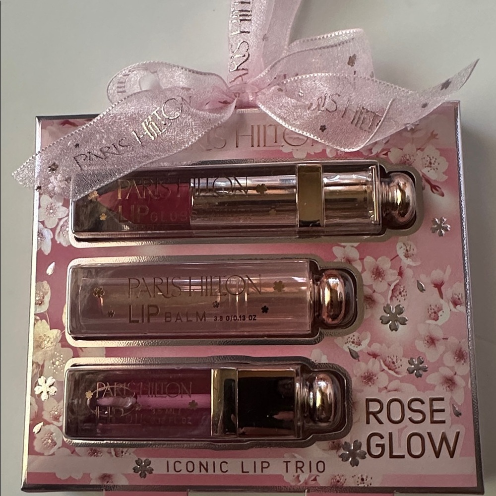 💖 NEW Paris Hilton Iconic Lip Trio - Rose Glow Set ✨ NIB - Picture 12 of 16